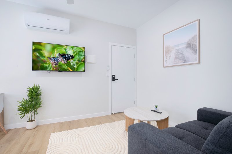 Photo - B1.U4/22 Nerida Lane, Milton QLD 4064 - Image 4