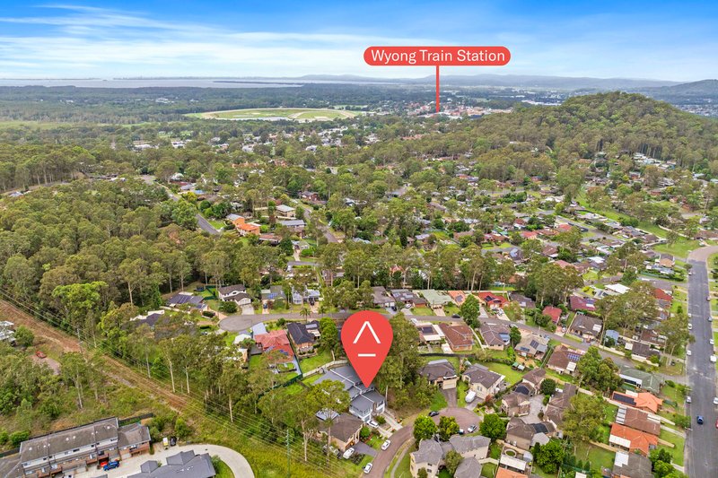 Photo - B/2 Hayden Close, Watanobbi NSW 2259 - Image 13