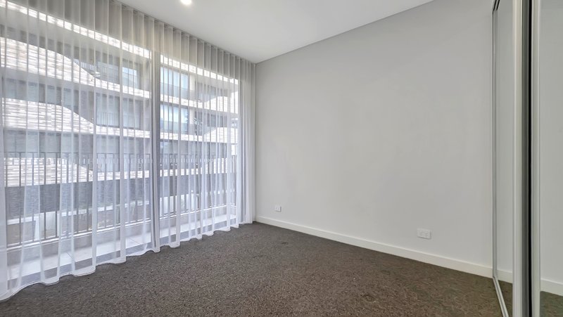 Photo - B201/10-16 John Tipping Grove, Penrith NSW 2750 - Image 6
