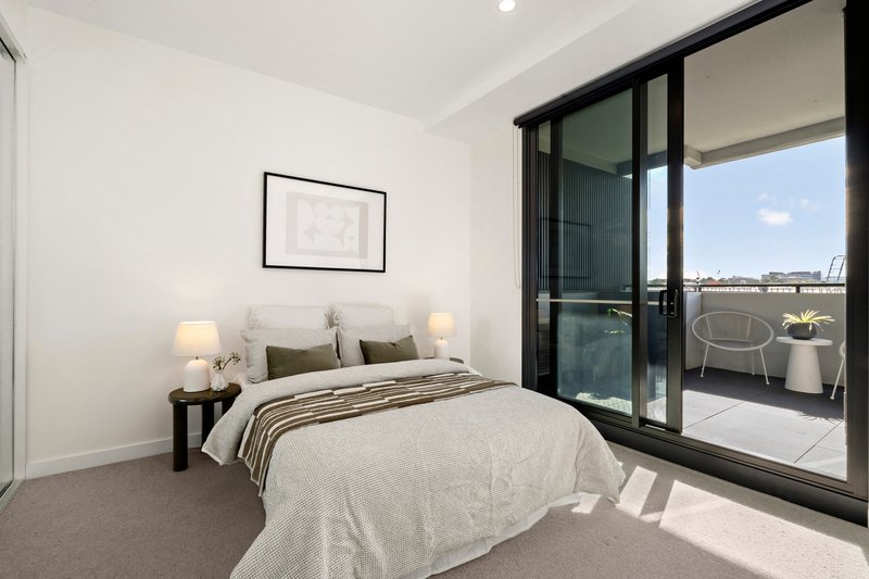 Photo - B303/1408 Centre Road, Clayton South VIC 3169 - Image 5