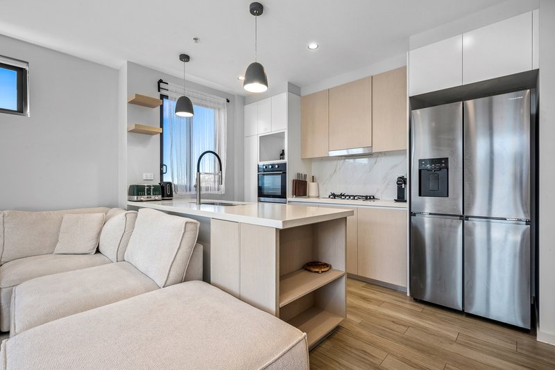 Photo - B303/35 Rawson Street, Auburn NSW 2144 - Image 5