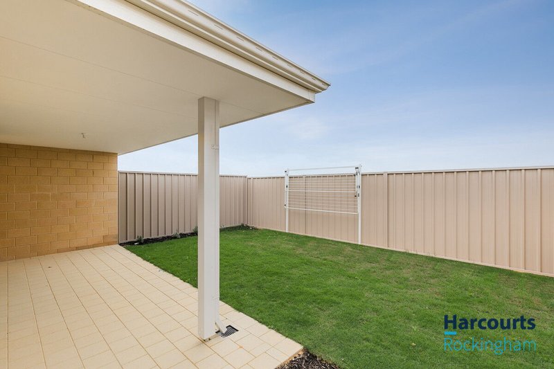 Photo - B/39 Persimmon Crescent, Karnup WA 6176 - Image 11