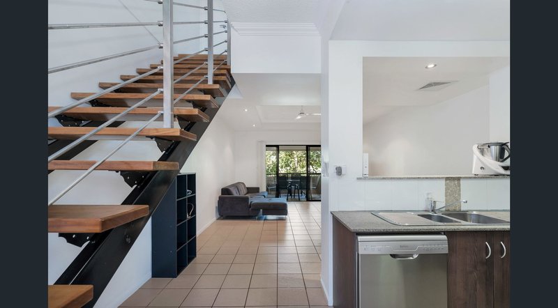 Photo - B4/2-8 Rigg Street, Woree QLD 4868 - Image 3