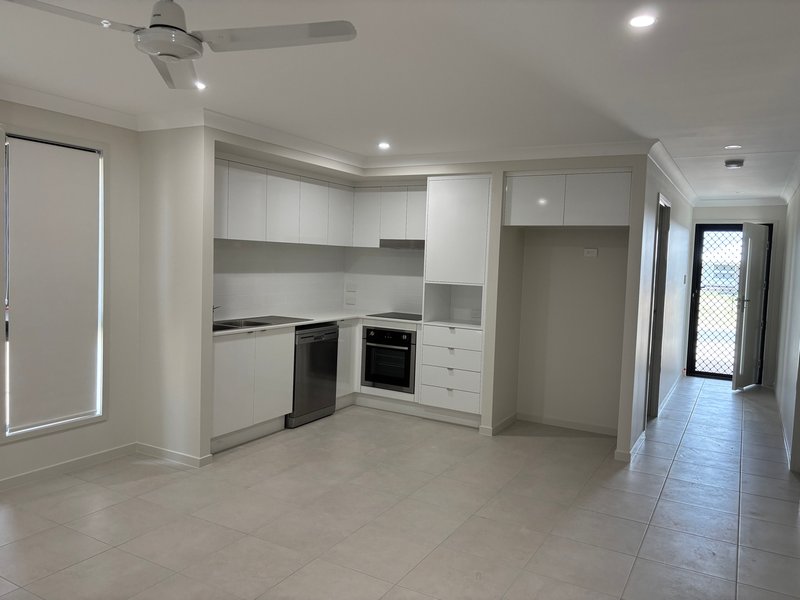 Photo - B/60 Johnson Drive, Hidden Valley QLD 4703 - Image 3