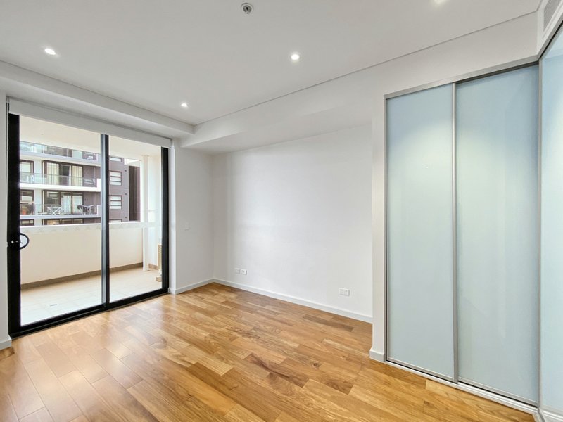 Photo - B601/43 Belmore Street, Burwood NSW 2134 - Image 4