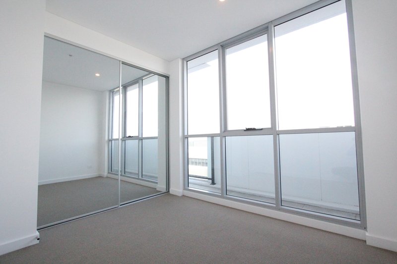 Photo - B607/19-25 Bigge Street, Liverpool NSW 2170 - Image 4