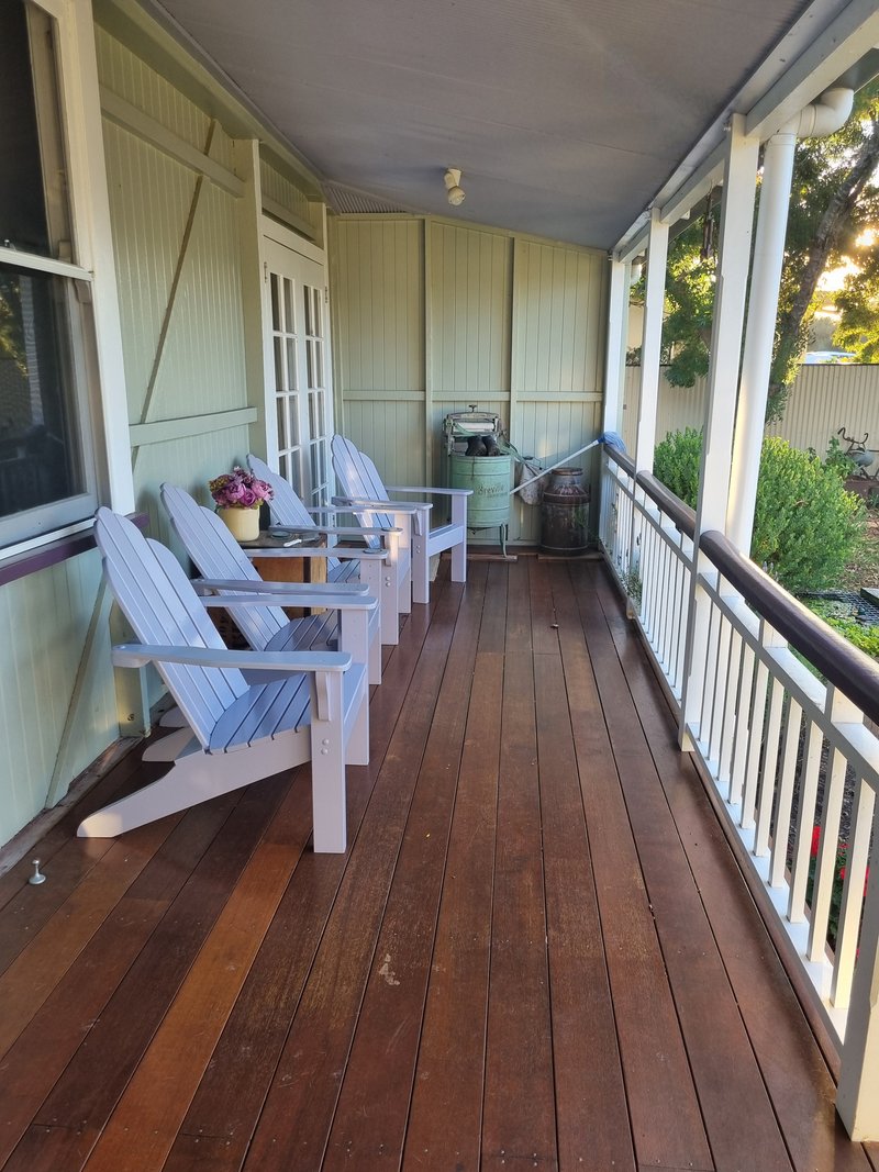 Photo - 'Bankers Rest' 70 Eton Street, Cambooya QLD 4358 - Image 5