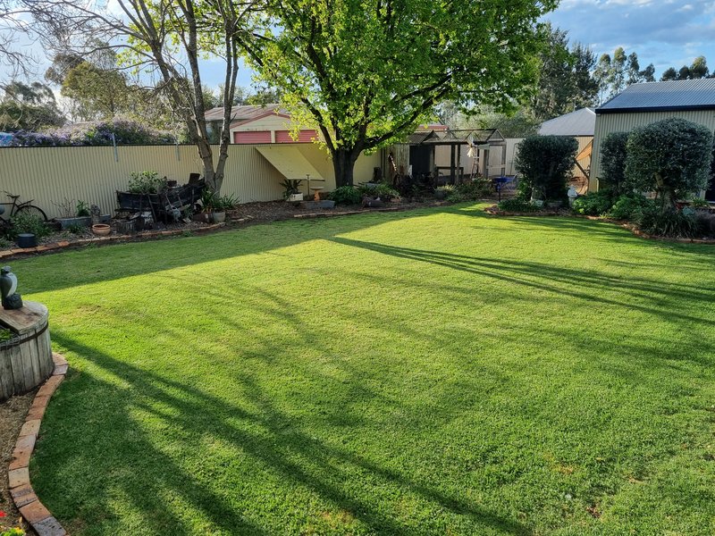 Photo - 'Bankers Rest' 70 Eton Street, Cambooya QLD 4358 - Image 6