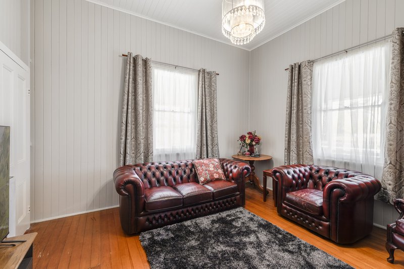 Photo - 'Bankers Rest' 70 Eton Street, Cambooya QLD 4358 - Image 9