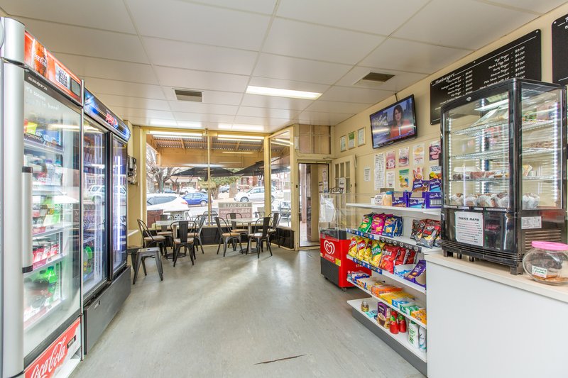 Photo - - Bartys Cafe , Coolamon NSW 2701 - Image 11