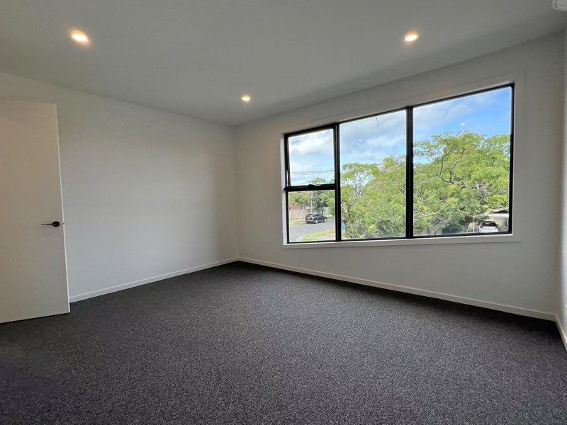 Photo - Bentleigh East VIC 3165 - Image 7