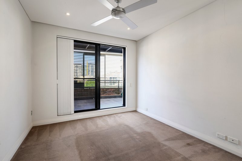 Photo - BlockD level8/24 Point Street, Pyrmont NSW 2009 - Image 8