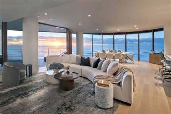 Photo - Broadbeach QLD 4218 - Image 3
