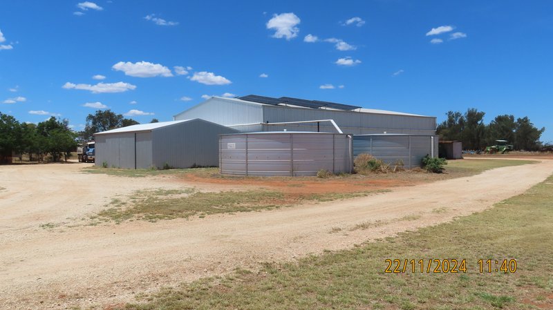 Photo - * Broadmeadows, 8273 Barrier Highway, Cobar NSW 2835 - Image 12