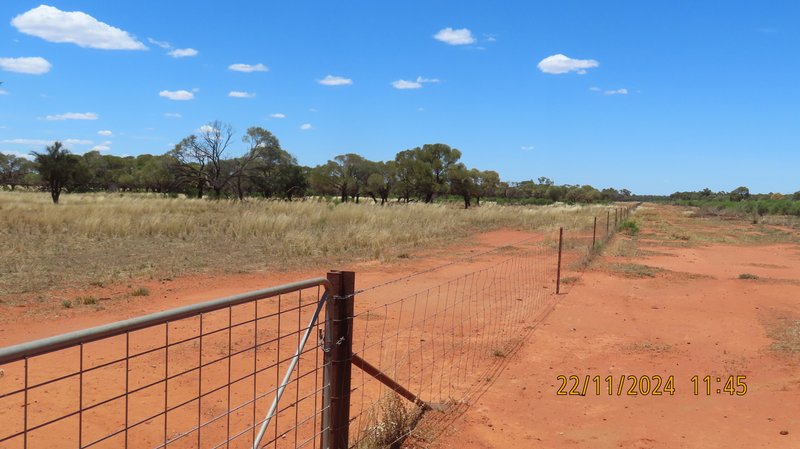 Photo - * Broadmeadows, 8273 Barrier Highway, Cobar NSW 2835 - Image 19