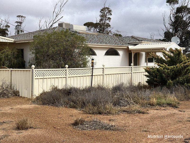 Photo - . 'Brondel' , Southern Cross WA 6426 - Image 9