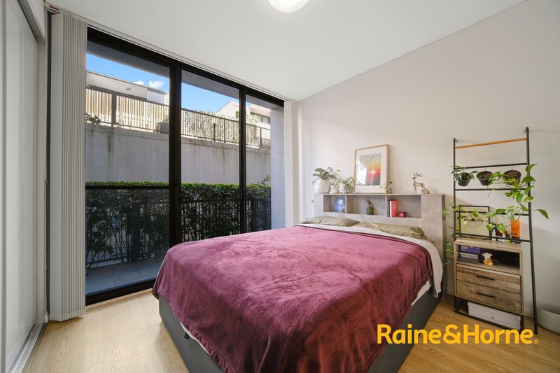 Photo - C106/1 Allengrove Crescent, North Ryde NSW 2113 - Image 7