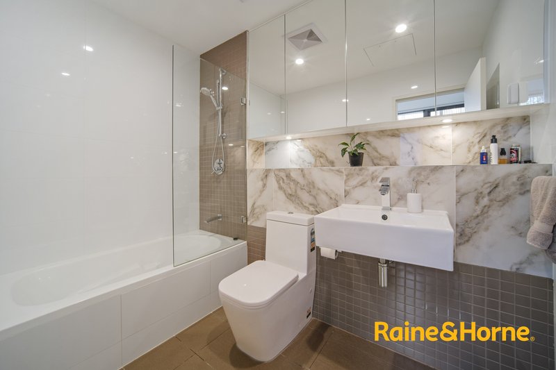 Photo - C106/1 Allengrove Crescent, North Ryde NSW 2113 - Image 10