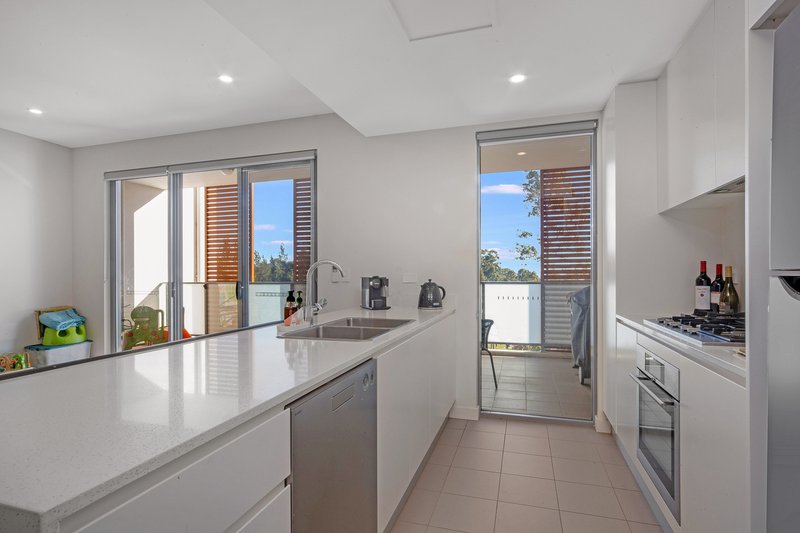 Photo - C303/2 Rowe Drive, Potts Hill NSW 2143 - Image 3