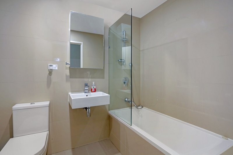 Photo - C303/2 Rowe Drive, Potts Hill NSW 2143 - Image 7