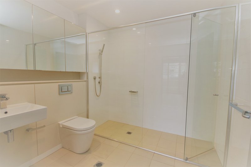 Photo - C418/14 Nuvolari Place, Wentworth Point NSW 2127 - Image 8