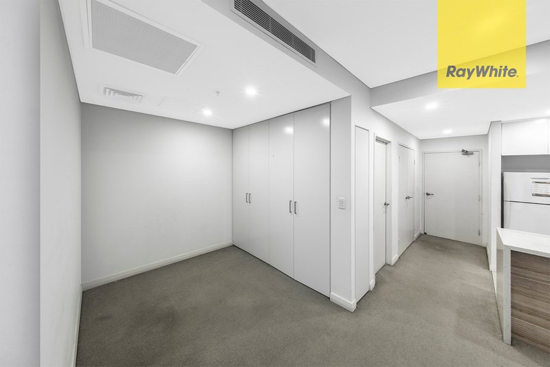 Photo - C4302/1 Hamilton Crescent, Ryde NSW 2112 - Image 5