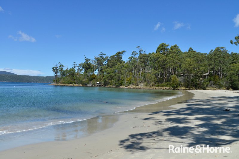 Photo - Cabin 10 Stewarts Bay Lodge , Port Arthur TAS 7182 - Image 21