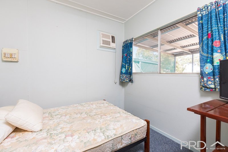 Photo - Cabin 13, 498 Sturt Highway (Sunraysia Holiday Park) , Mildura VIC 3500 - Image 10