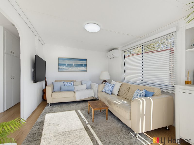 Photo - Cabin 28/414 Beach Road, Sunshine Bay NSW 2536 - Image 5