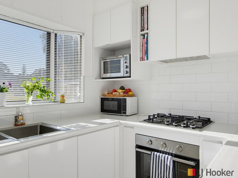 Photo - Cabin 28/414 Beach Road, Sunshine Bay NSW 2536 - Image 11