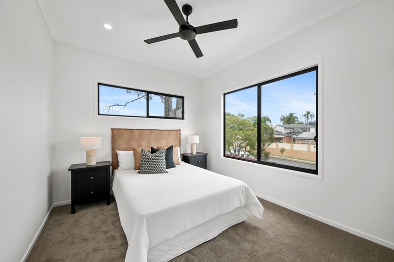 Photo - Camp Hill QLD 4152 - Image 9