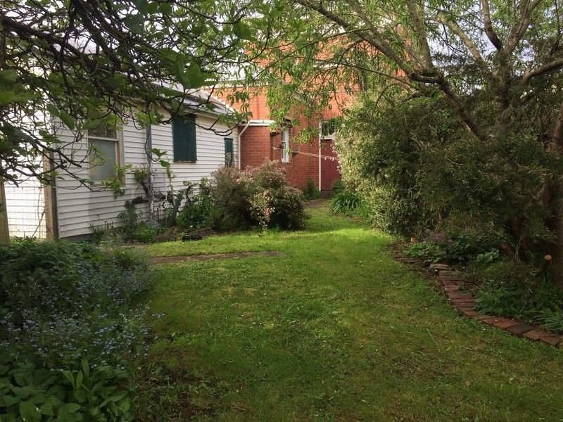 Photo - Camperdown VIC 3260 - Image 16