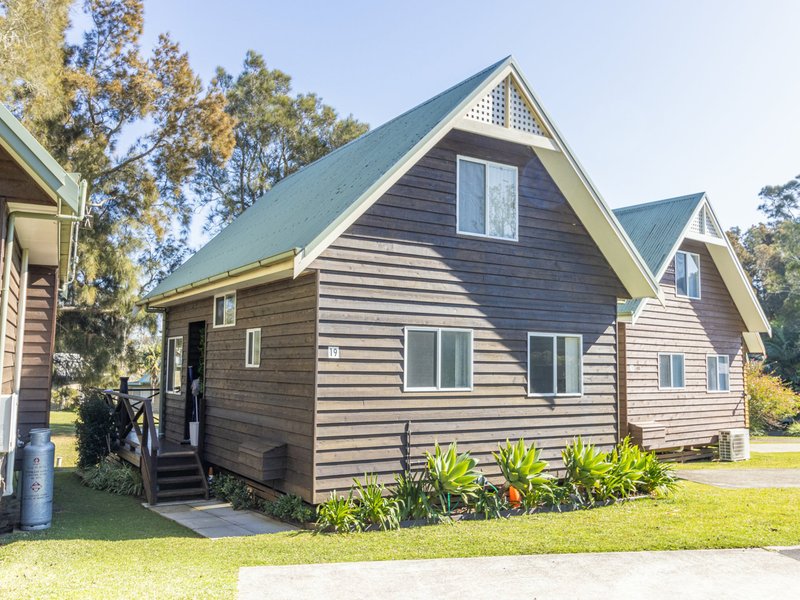 Photo - Chalet 19 Berrara Road, Berrara NSW 2540 - Image 8