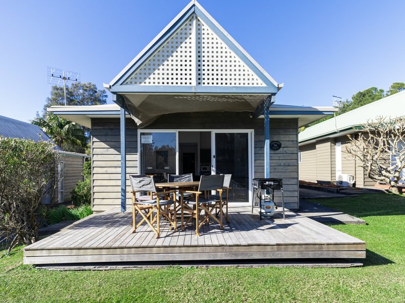 Chalet 5 Berrara Road, Berrara NSW 2540