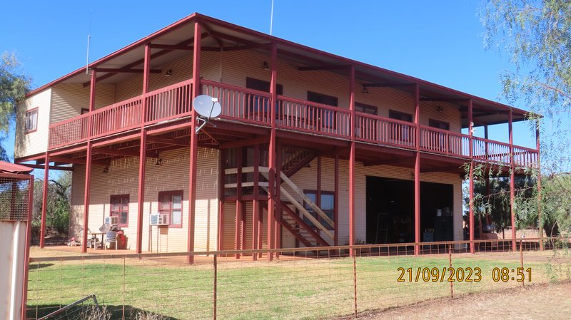 * Colly Burl , Coolabah NSW 2831