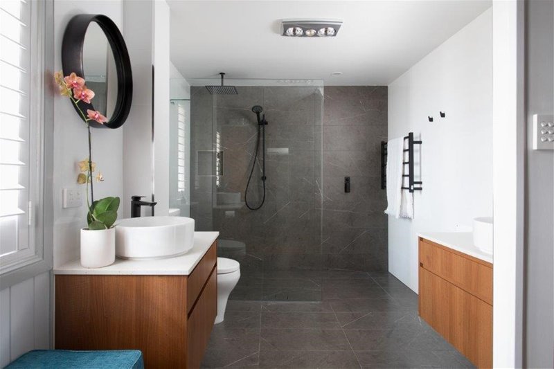 Photo - Cranbourne North VIC 3977 - Image 2