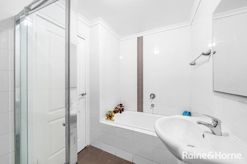Photo - D403/27-29 George Street, North Strathfield NSW 2137 - Image 5