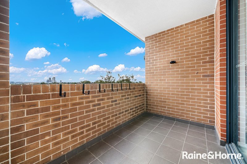 Photo - D403/27-29 George Street, North Strathfield NSW 2137 - Image 8