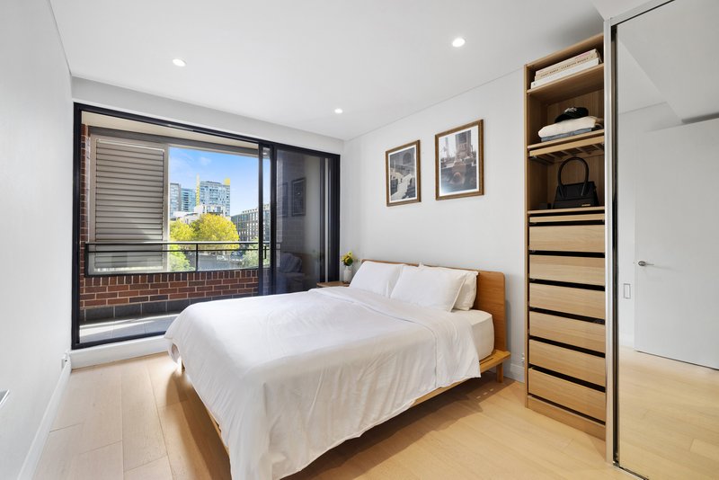 Photo - D504/26 Point Street, Pyrmont NSW 2009 - Image 6