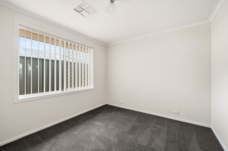 Photo - D.H.A (Defence Housing Australia) , Evanston Gardens SA 5116 - Image 5