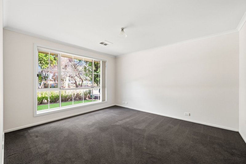 Photo - D.H.A (Defence Housing Australia) , Evanston Gardens SA 5116 - Image 6
