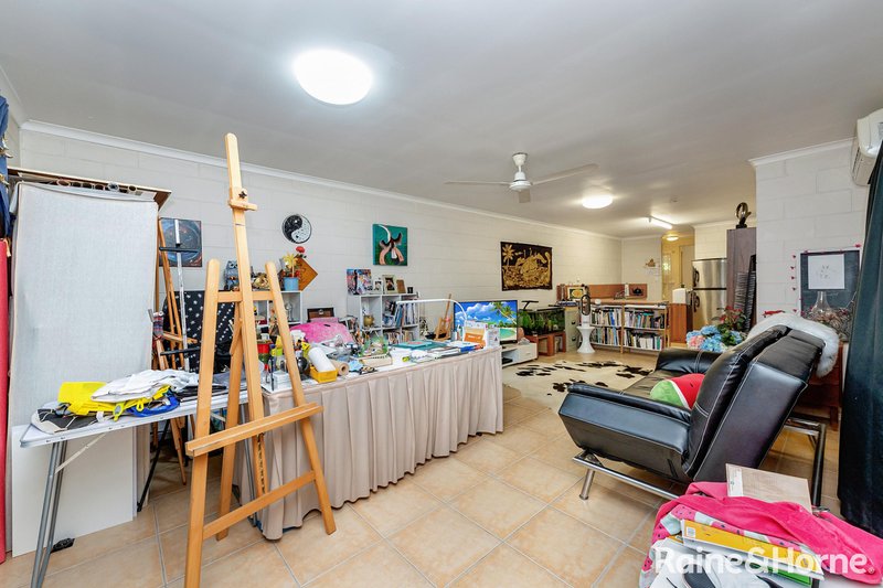 Photo - Duplex/159 Thuringowa Drive, Kirwan QLD 4817 - Image 12