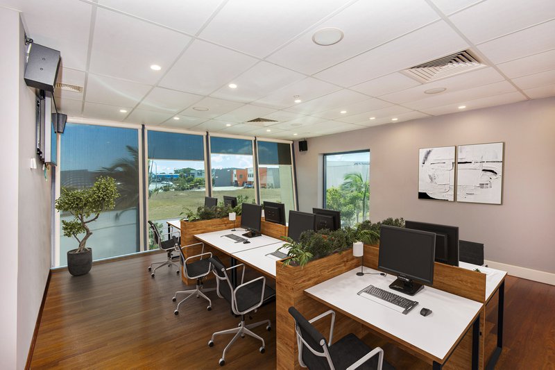 Photo - Elite Front Office/34-42 Central Park Drive, Paget QLD 4740 - Image 1