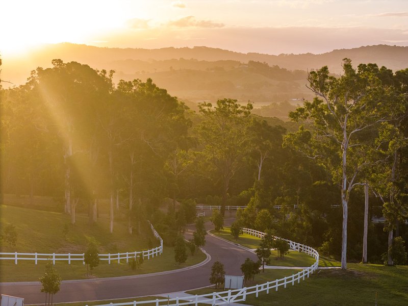 Photo - Emerald Mountain View, Tanglewood NSW 2488 - Image 8