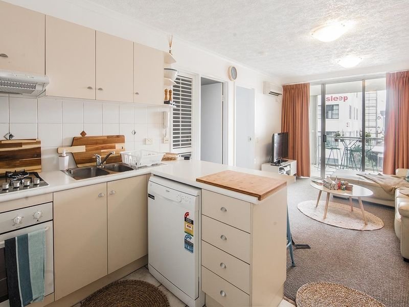 Photo - F27/592 Ann  St , Fortitude Valley QLD 4006 - Image 2