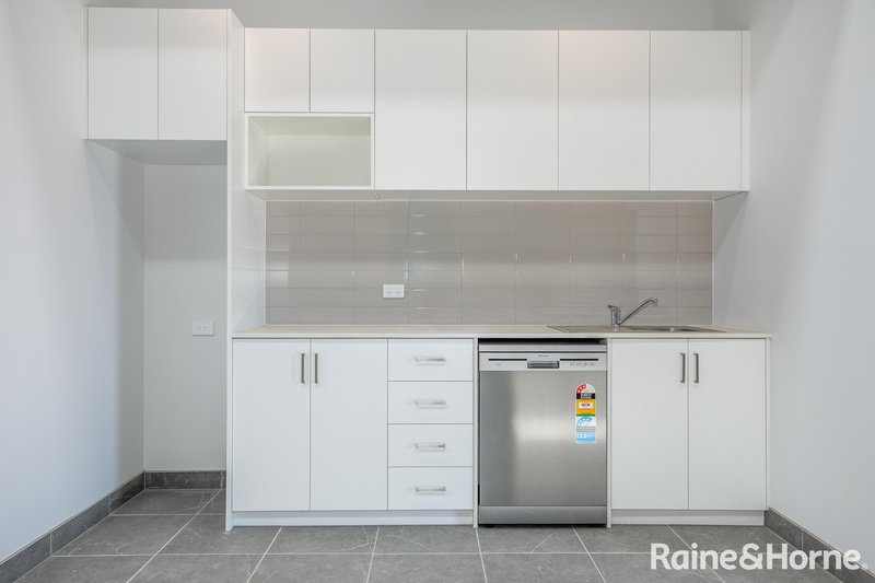 Photo - Factory 1/24 Pioneer Way, New Gisborne VIC 3438 - Image 6