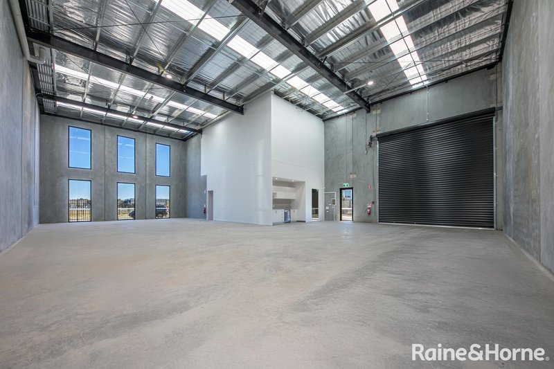 Photo - Factory 1/24 Pioneer Way, New Gisborne VIC 3438 - Image 7