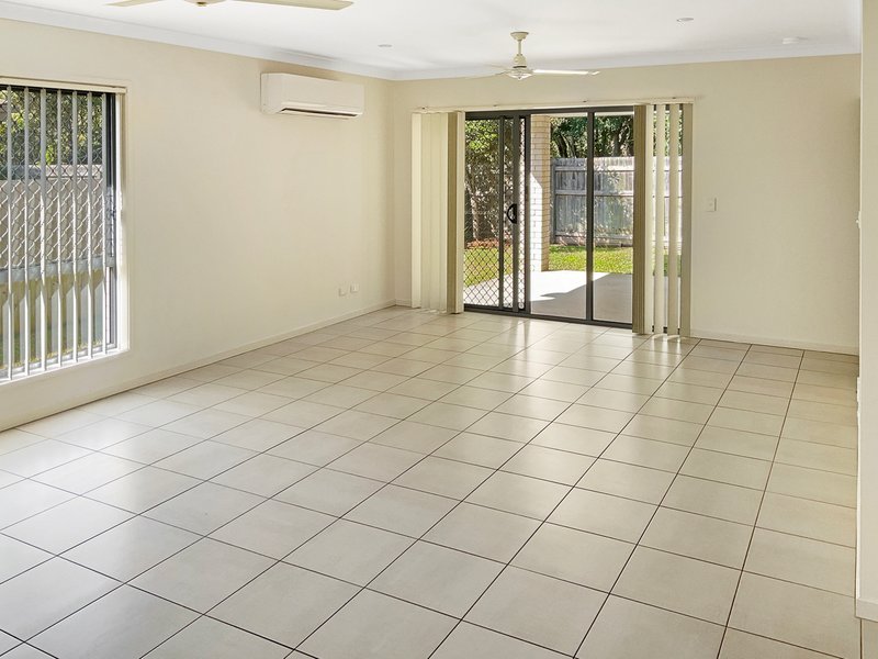 Photo - Ferny Grove QLD 4055 - Image 3