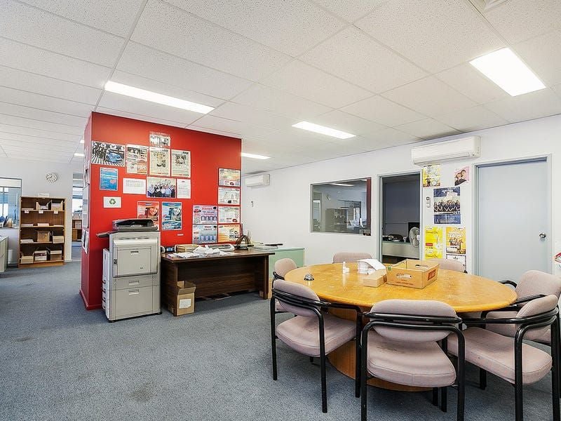 Photo - First Fl, Unit 6/27 Thornton Crescent, Mitcham VIC 3132 - Image 5