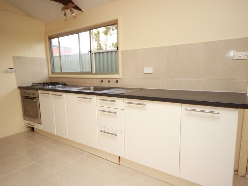 Photo - Flat 27 Stephanie Street, Padstow NSW 2211 - Image 2